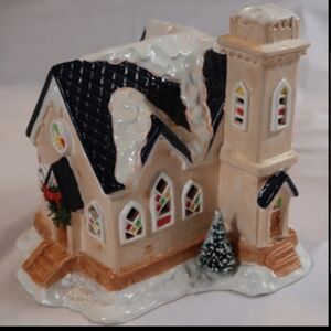 Vintage 1992 Christmas Valley Mainstreet Collectors Church W/Box & Light